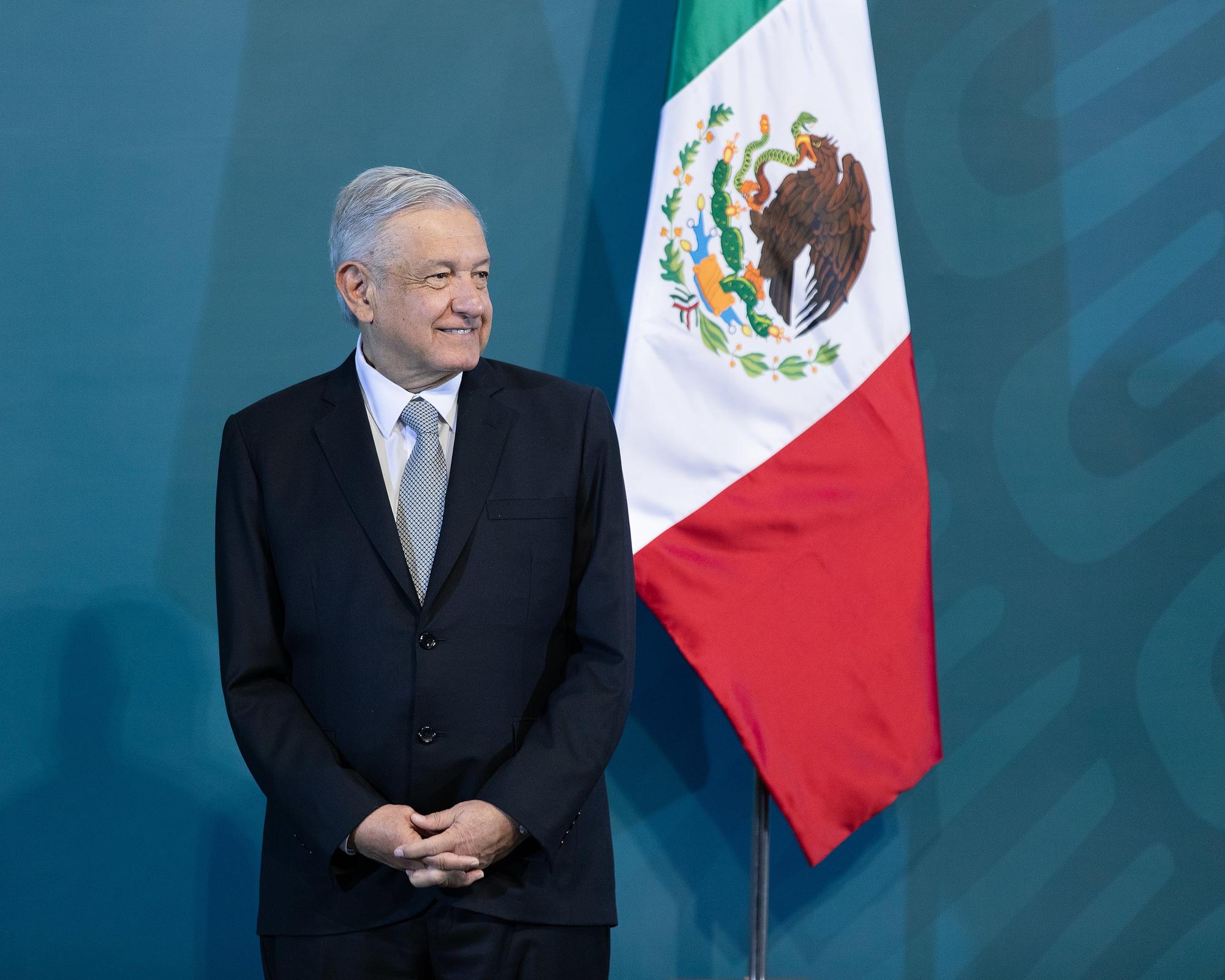 El líder de Morena, Andrés Manuel López Obrador, asumió la presidencia de México el 1 de diciembre de 2018.